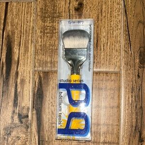 Bdellium Tools Face Brush 972